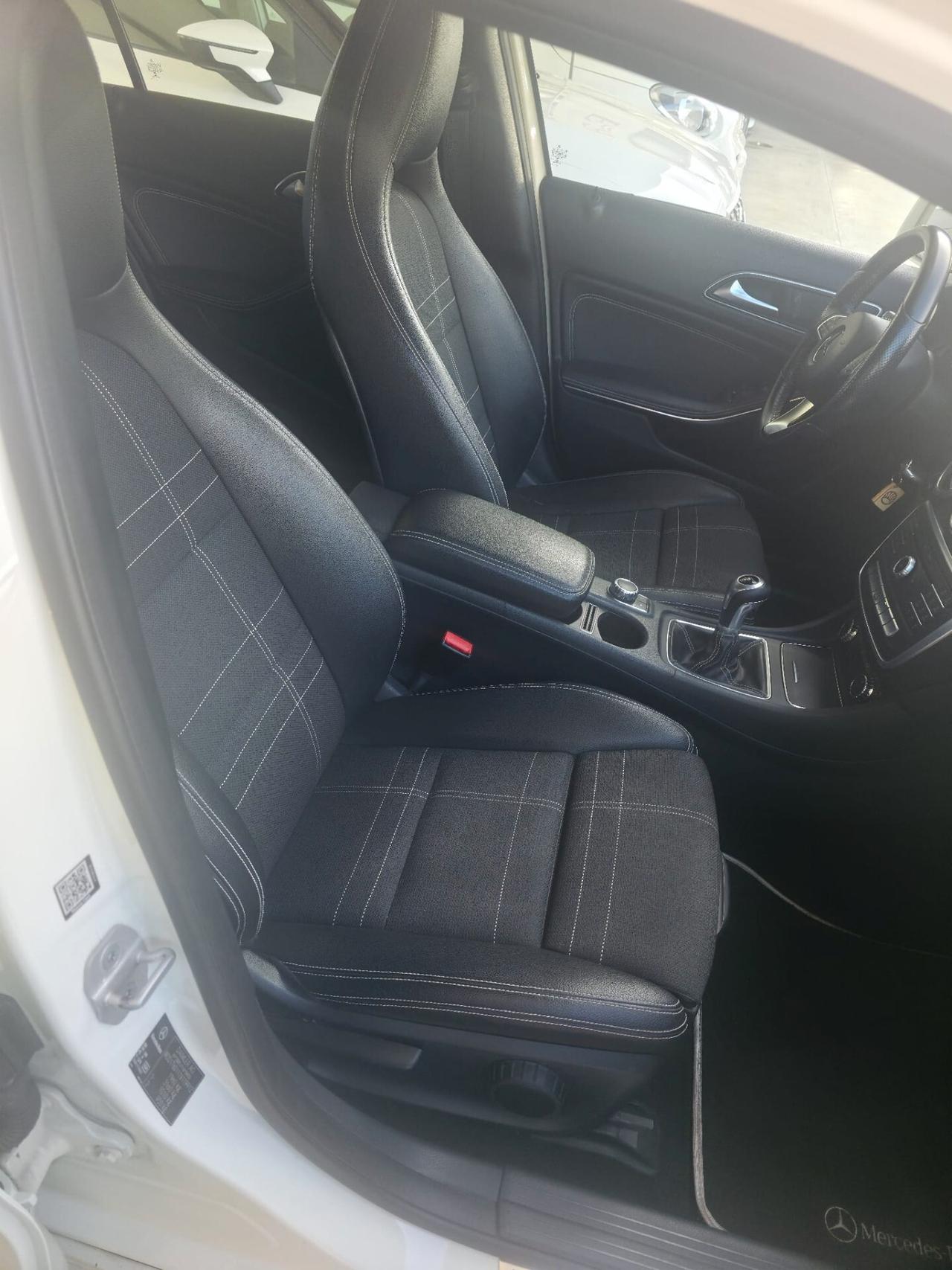 Mercedes-benz A 160 d Premium
