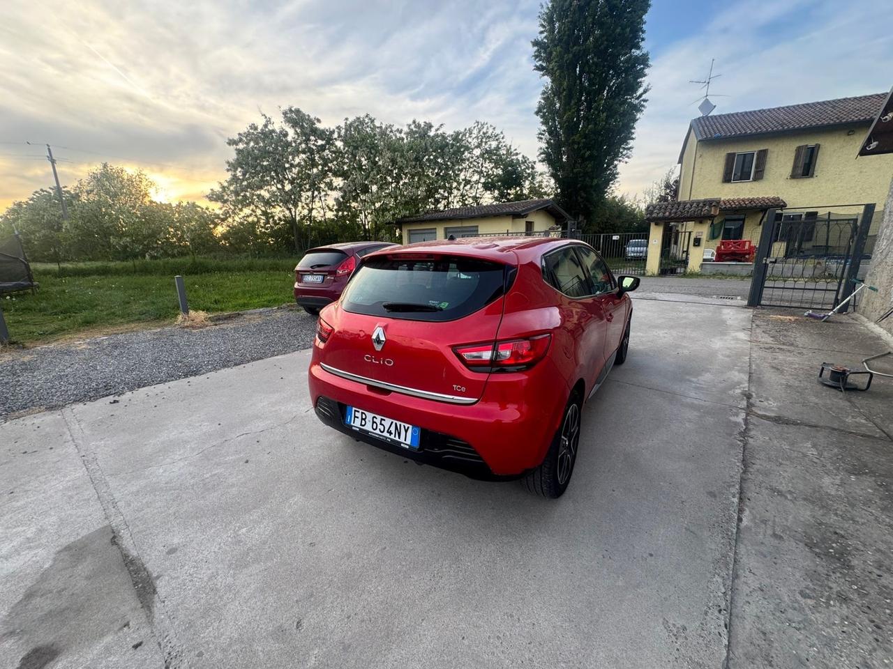 Renault Clio TCe 12V 90CV Start&Stop 5 porte Energy Duel2