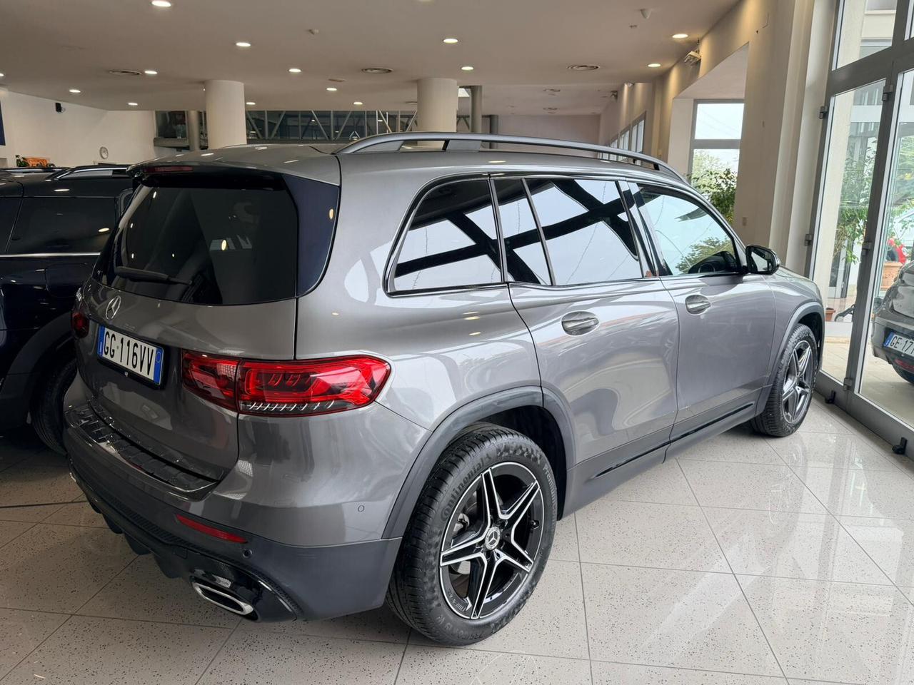 MERCEDES-BENZ GLB 200 D PREMIUM AMG