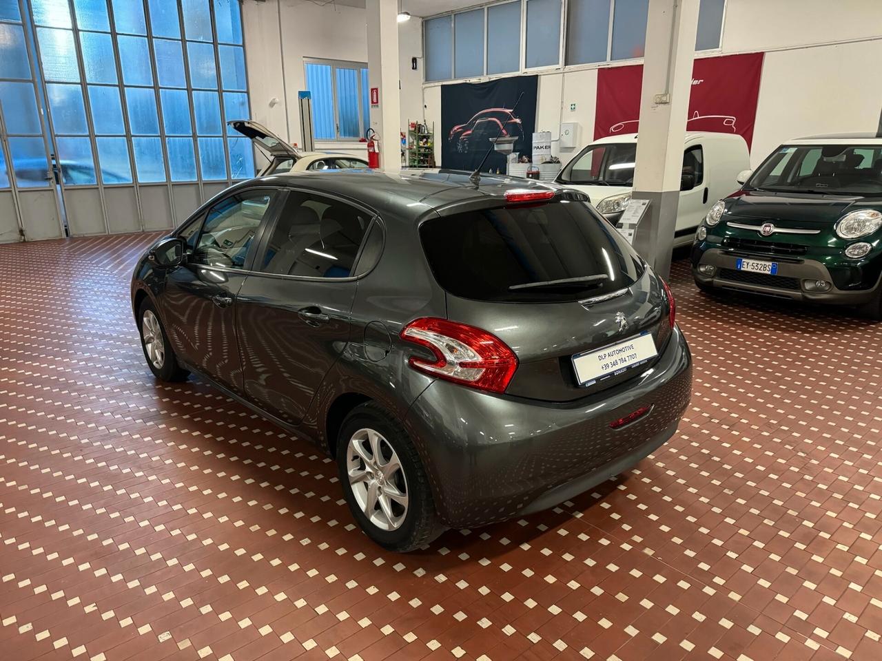 Peugeot 208 1.4 HDi 68 CV 5 porte Allure NEOPATENTATI