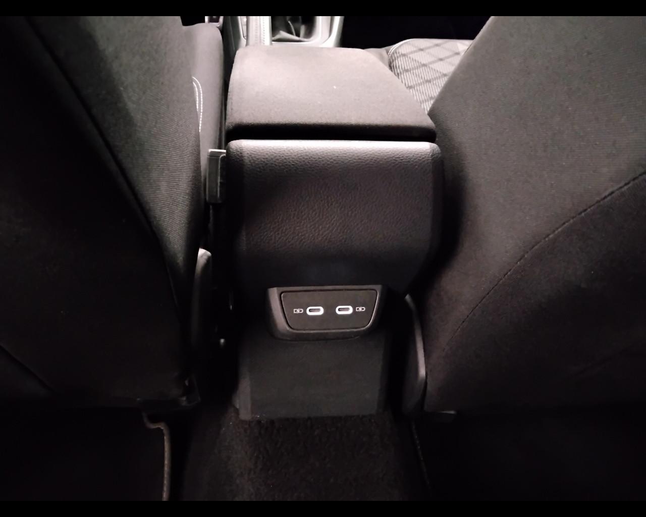 VOLKSWAGEN Taigo - Taigo 1.0 tsi R-Line 110cv