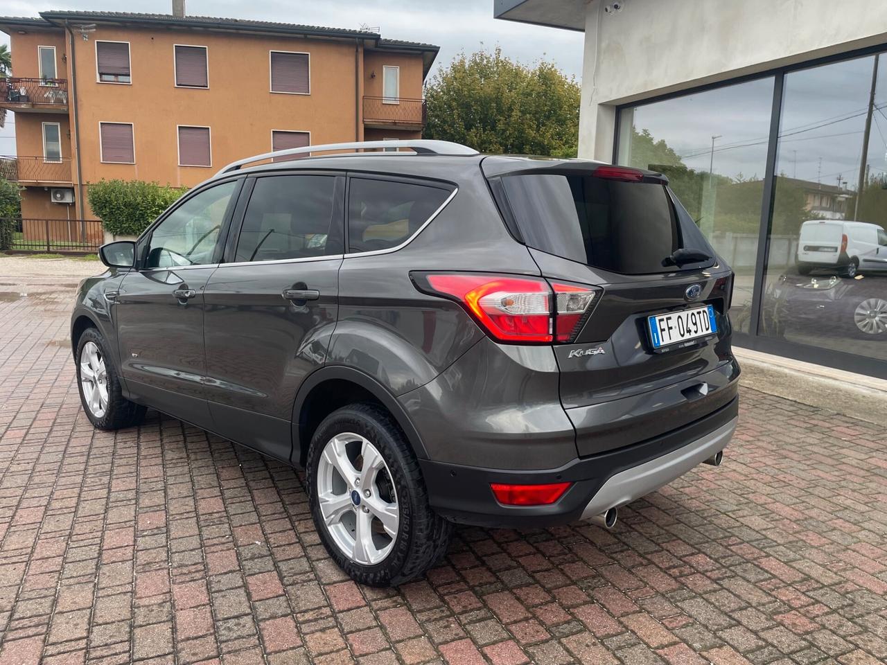 Ford Kuga 2.0 TDCI 150 CV S&S 4WD Titanium