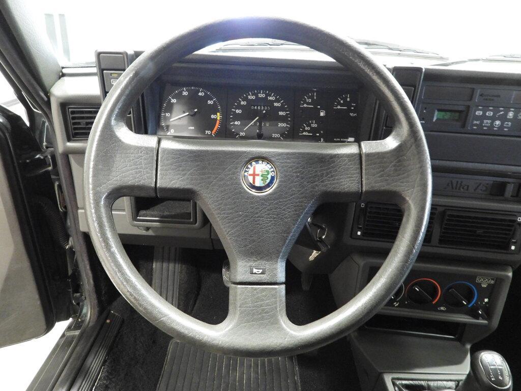 Alfa Romeo 75 1.6 IE