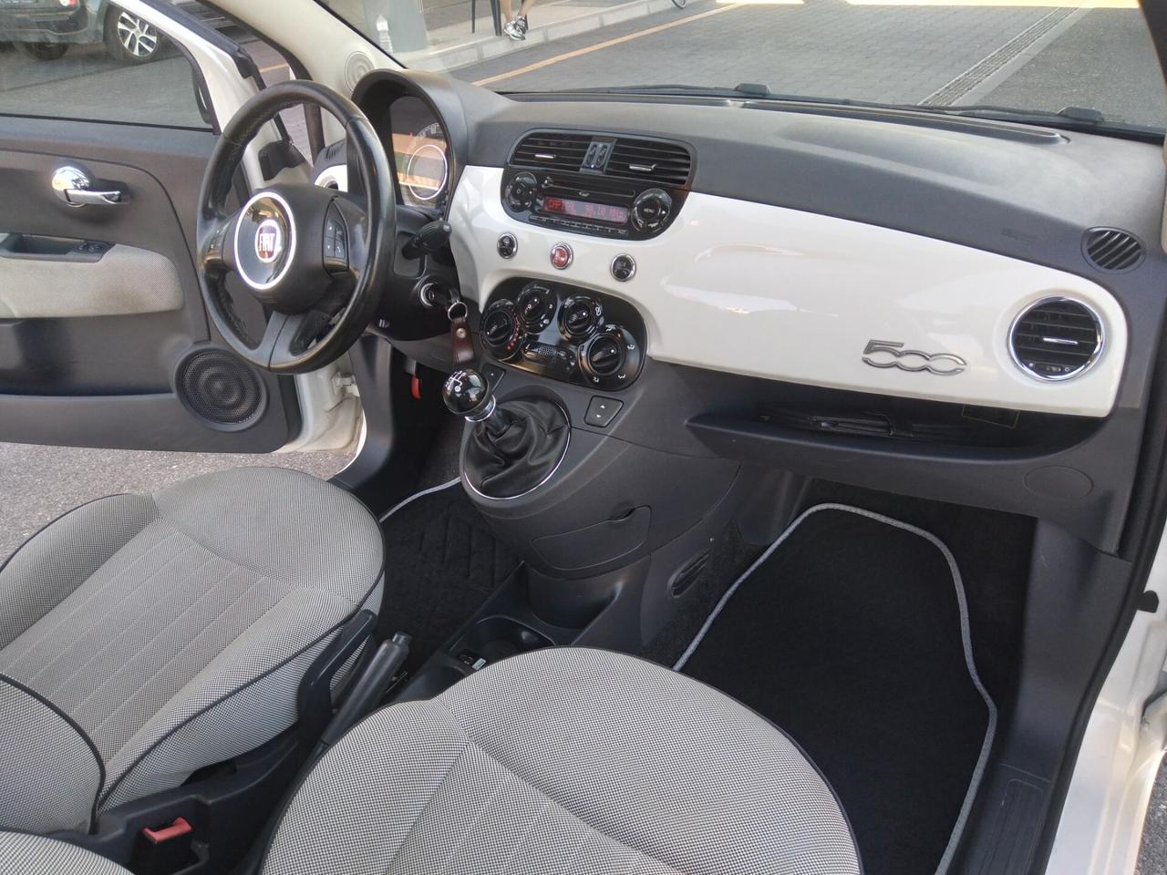 Fiat 500 1.2 69cv Lounge x neopatentati