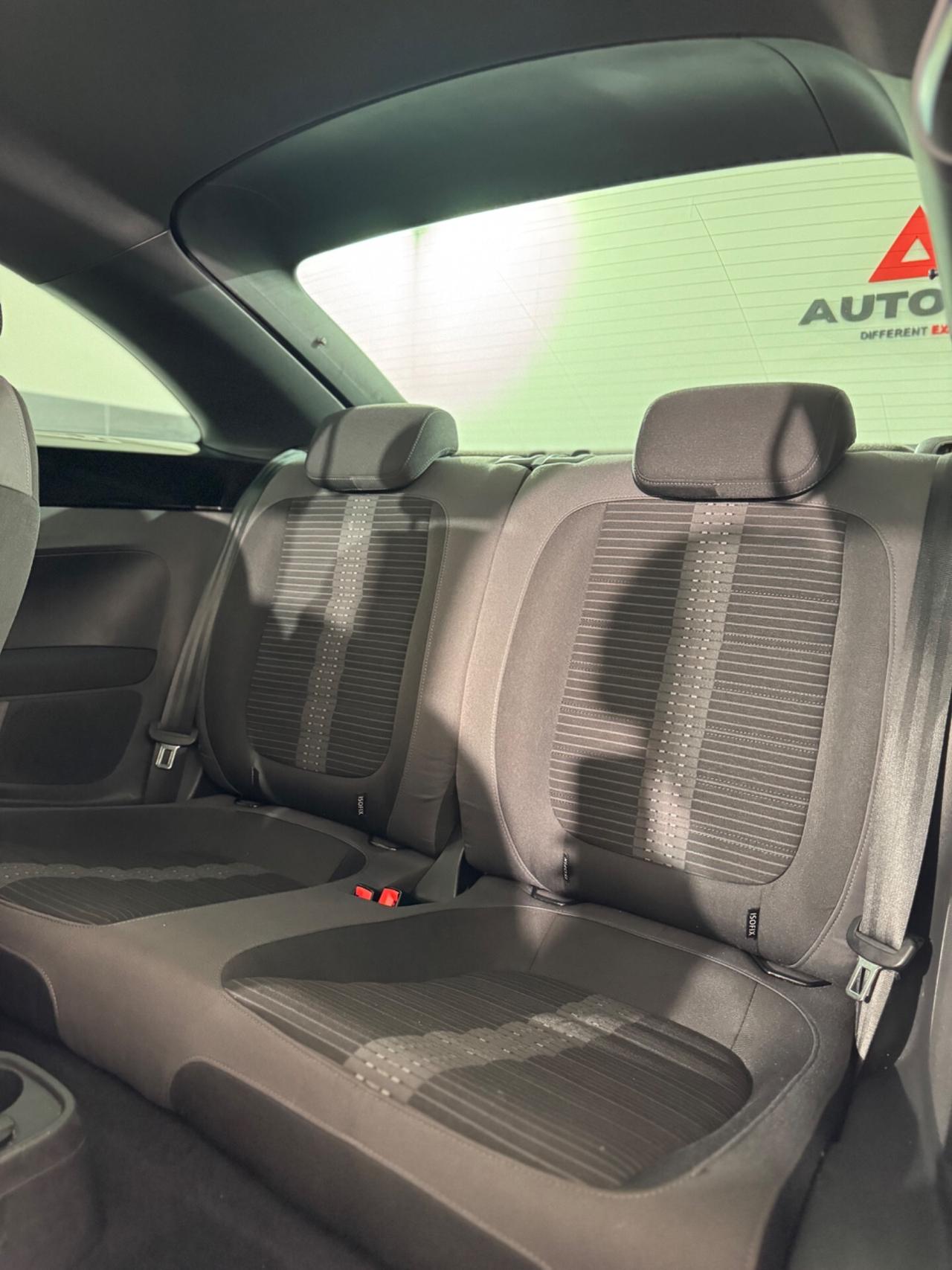 Volkswagen Maggiolino 2.0 TDI DSG Sport