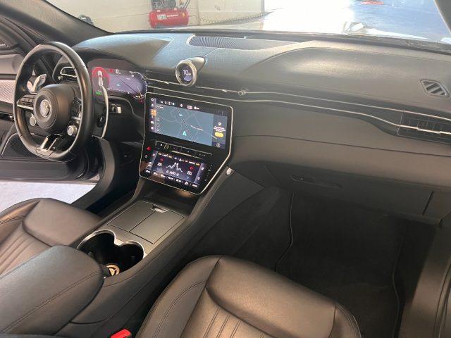 MASERATI Grecale MHEV 300 CV AWD GT