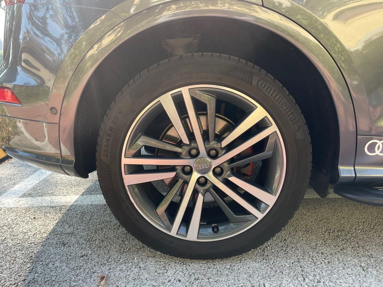 Audi Q5 S Line Plus 3.0 50 TDI #6981