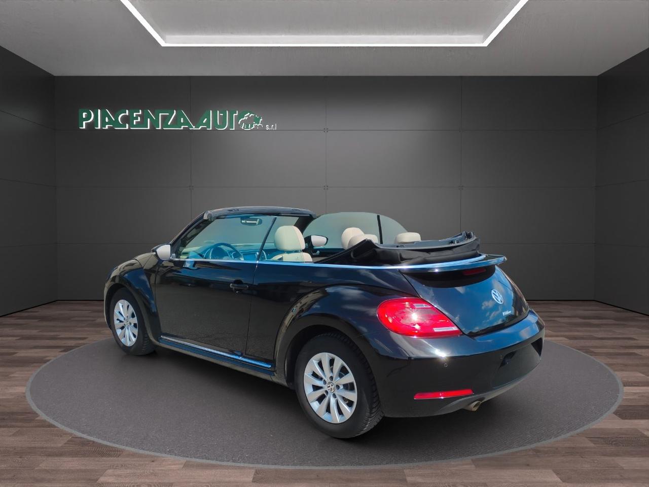 Volkswagen Maggiolino Cabrio 1.2 tsi Design.NAVIGATORE.SEDILI RISCALDATI