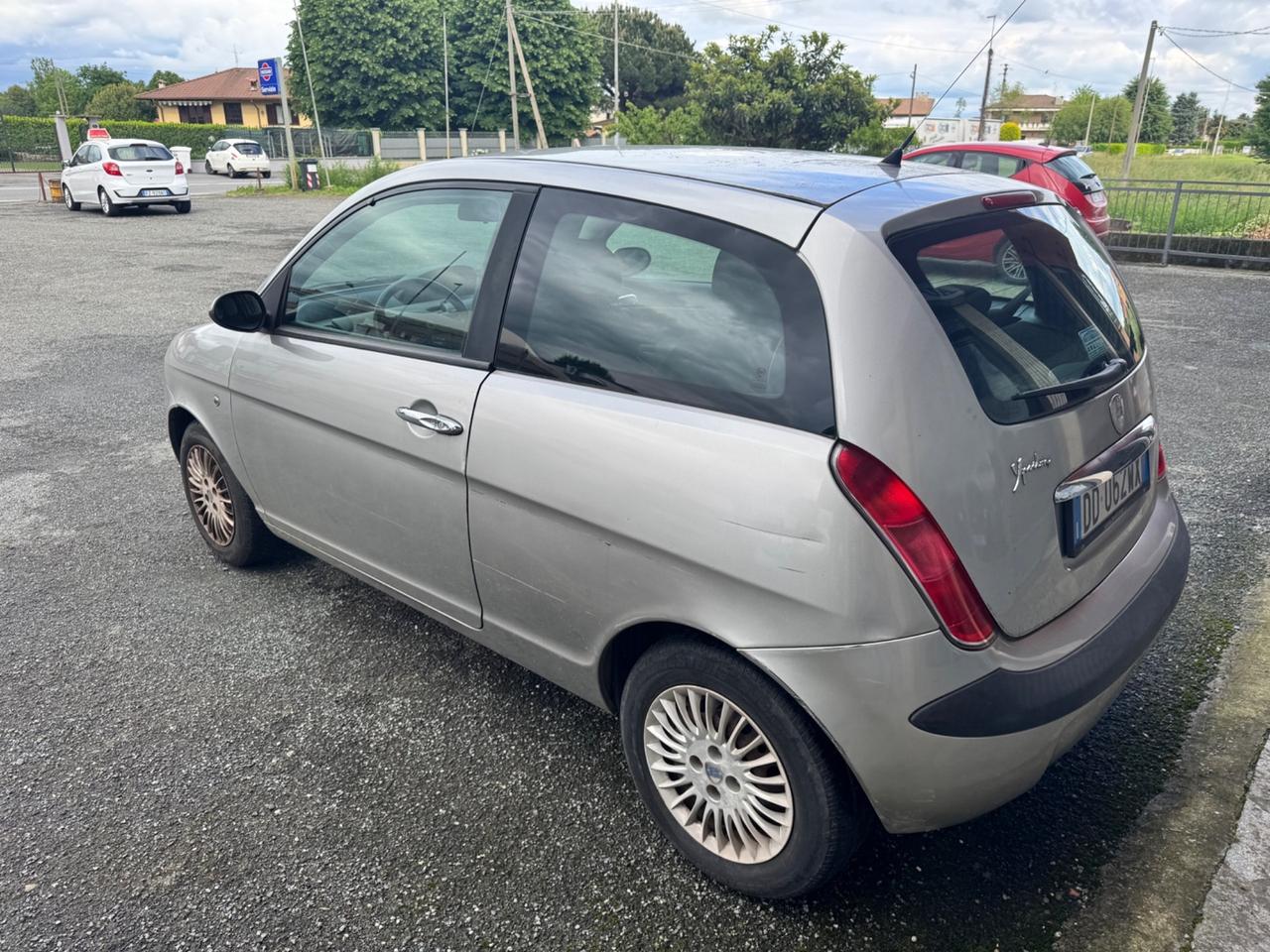 Lancia Ypsilon 1.2 Argento