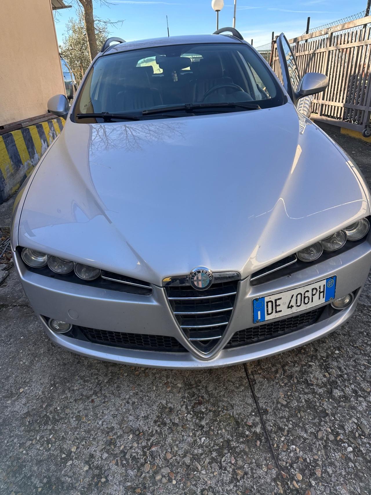 Alfa Romeo 159 1.9 JTDm Distinctive