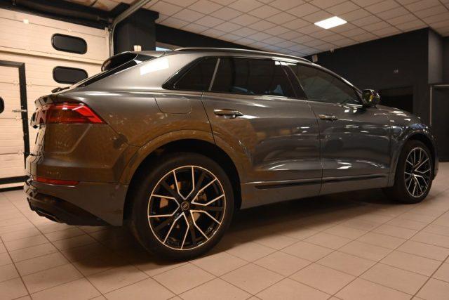 AUDI Q8 50TDI Q.TIP.286CV S-LINE TET.22"360°HEAD-UP FULL!!