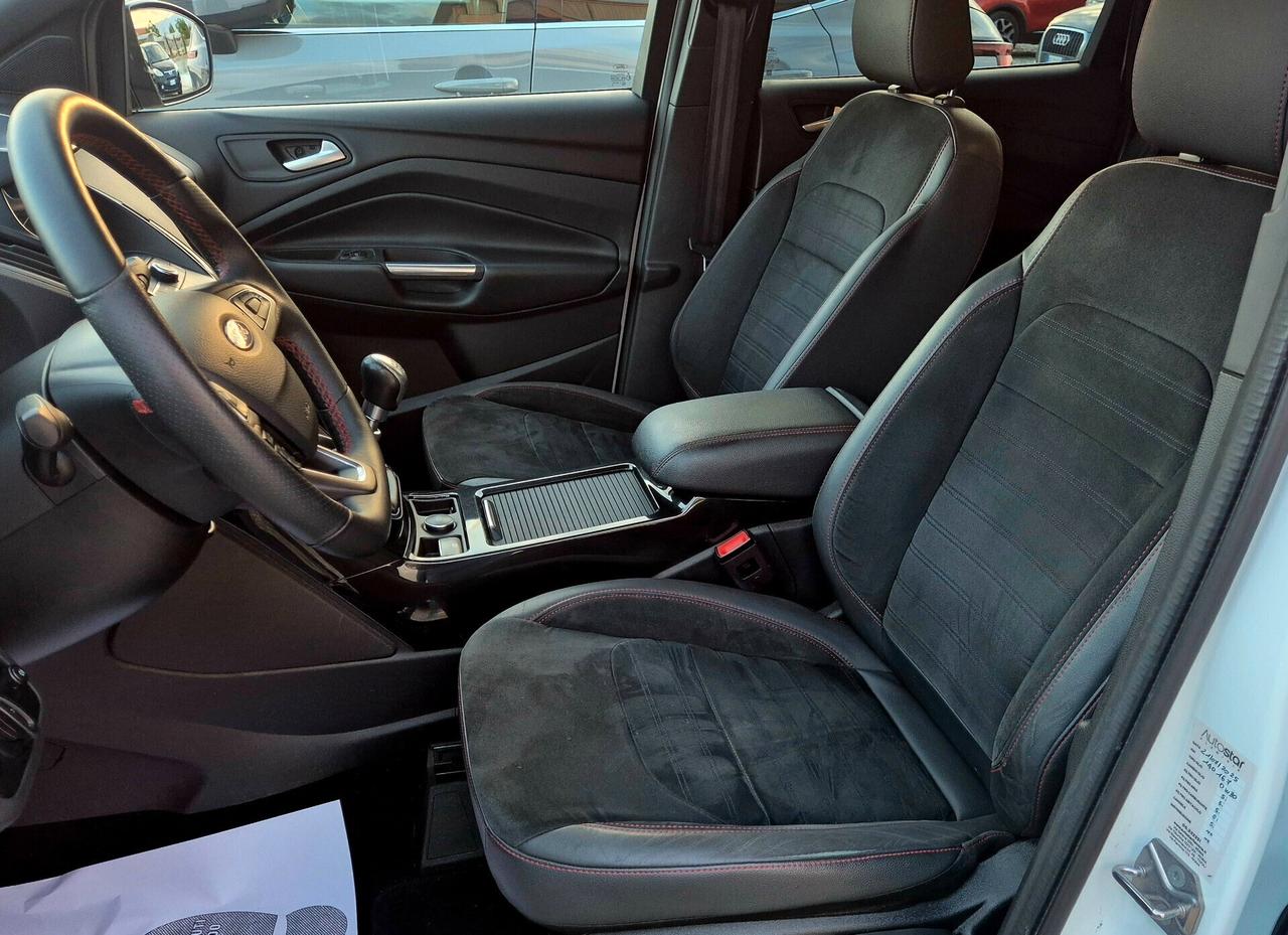 Ford Kuga 1.5 TDCI 120 CV S&S 2WD ST-Line