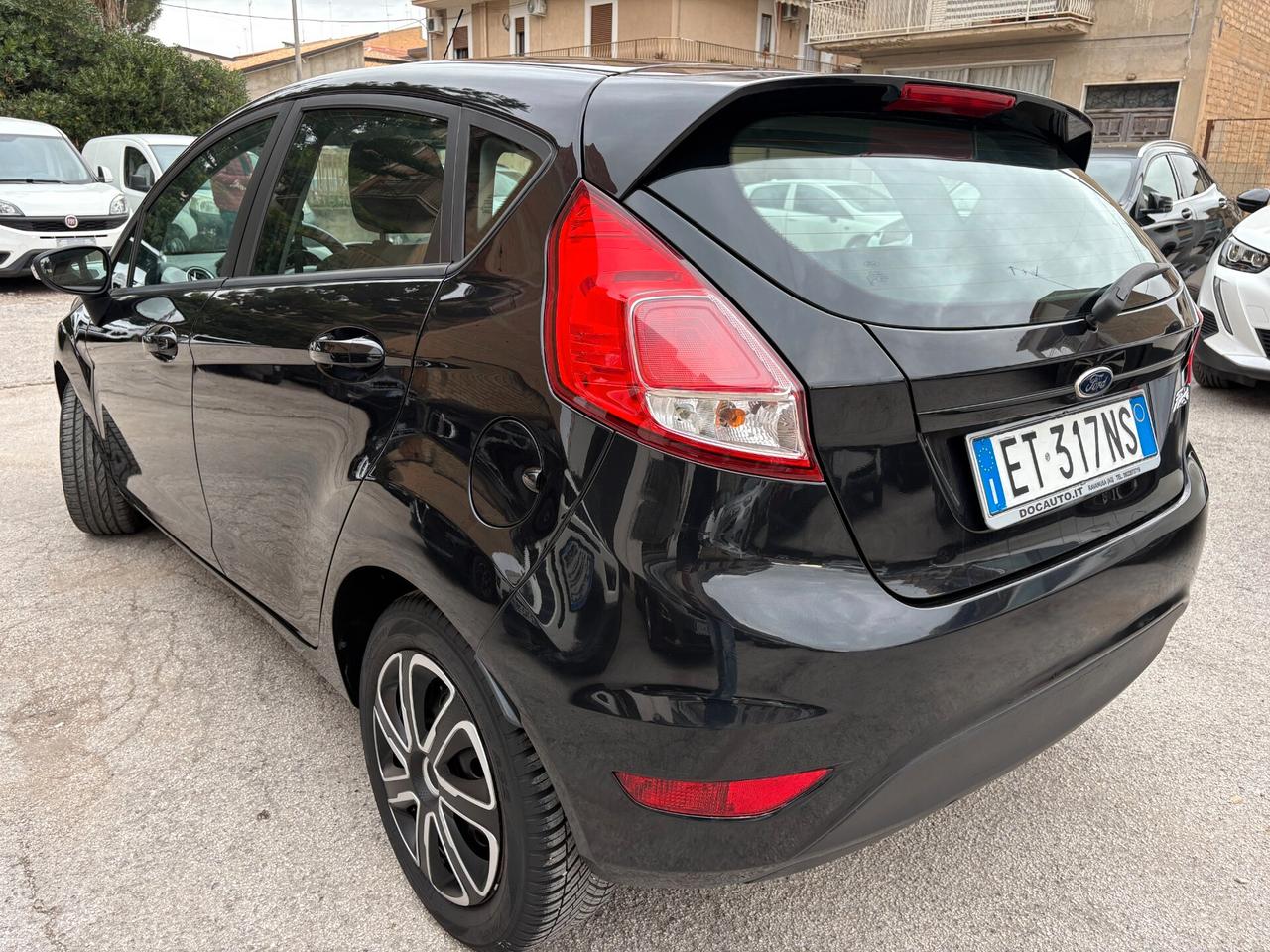 Ford Fiesta 1.4 5 porte Bz.- GPL