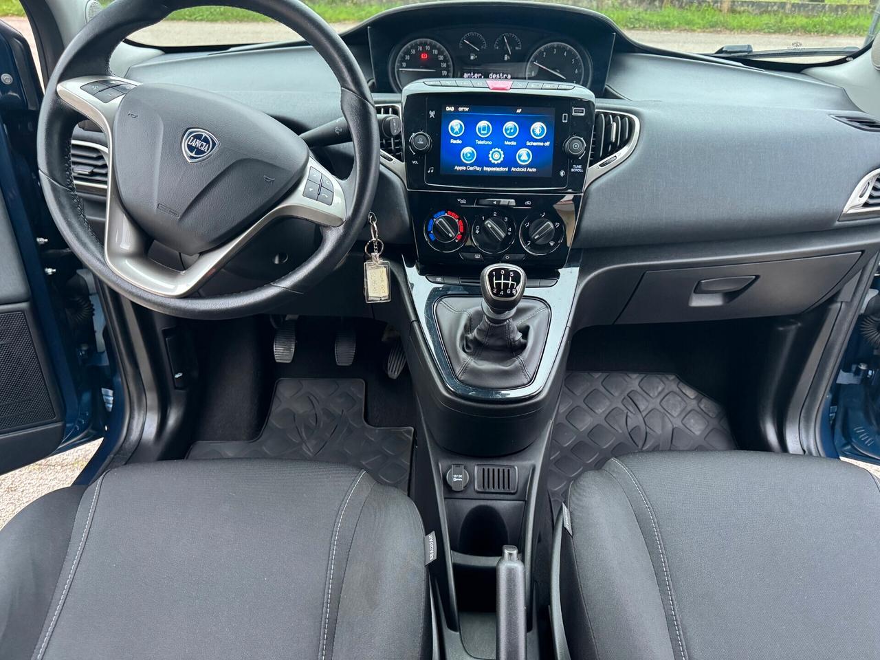 Lancia Ypsilon 1.0 FireFly 5 porte S&S Hybrid Gold Plus