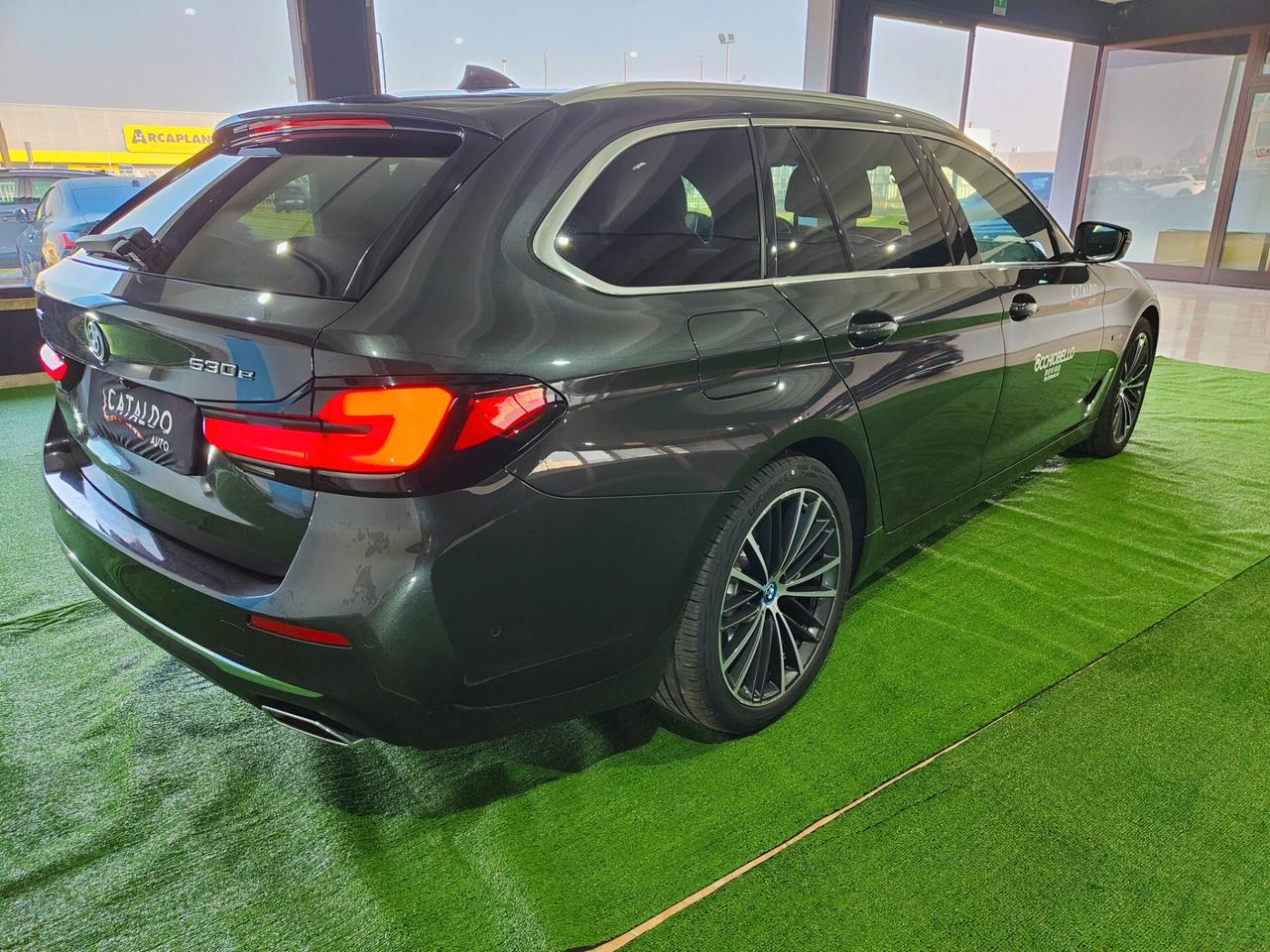 Bmw 530e xDrive Touring Luxury Line