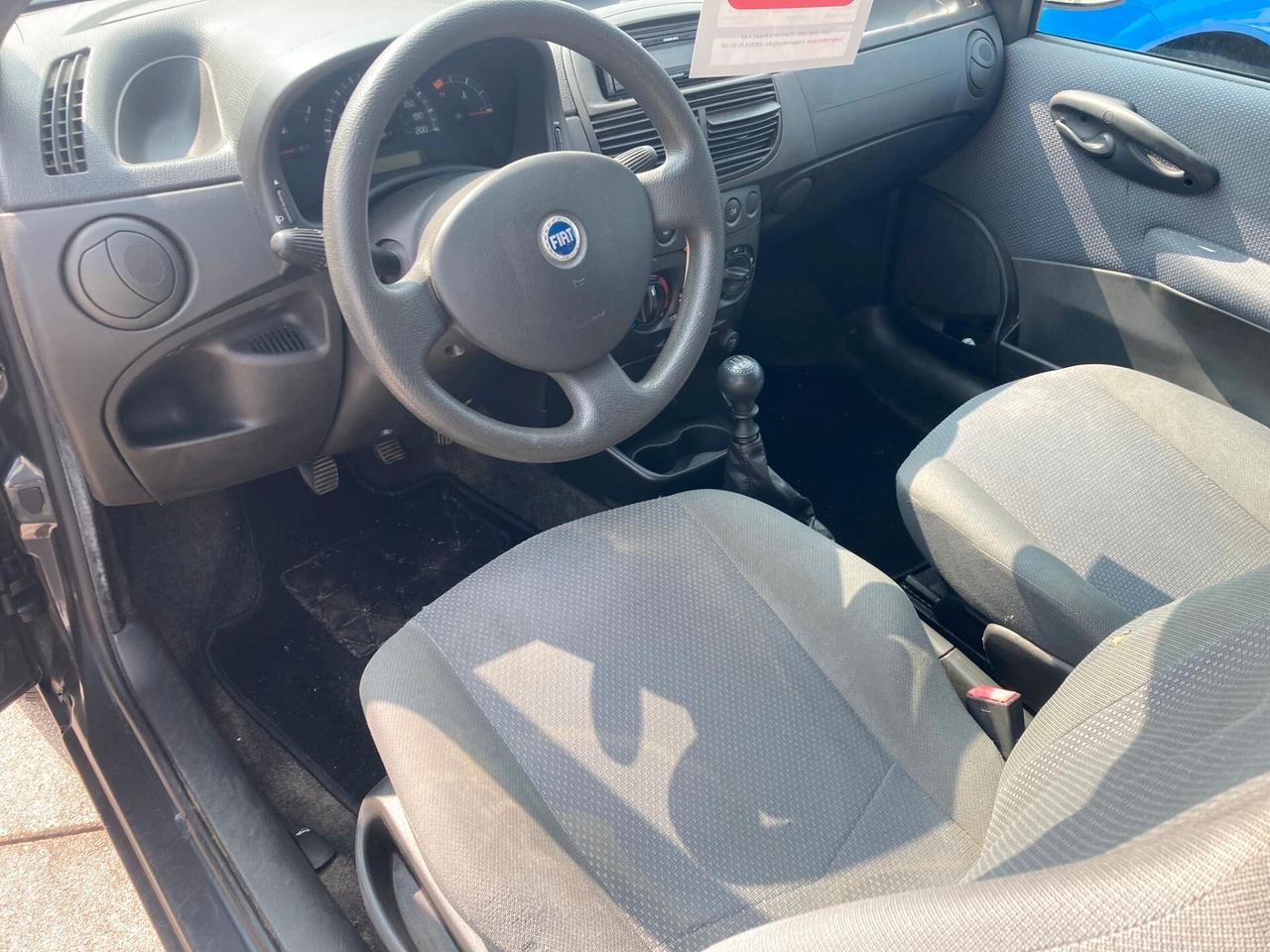 Fiat Punto 1.2i cat 3 porte EL