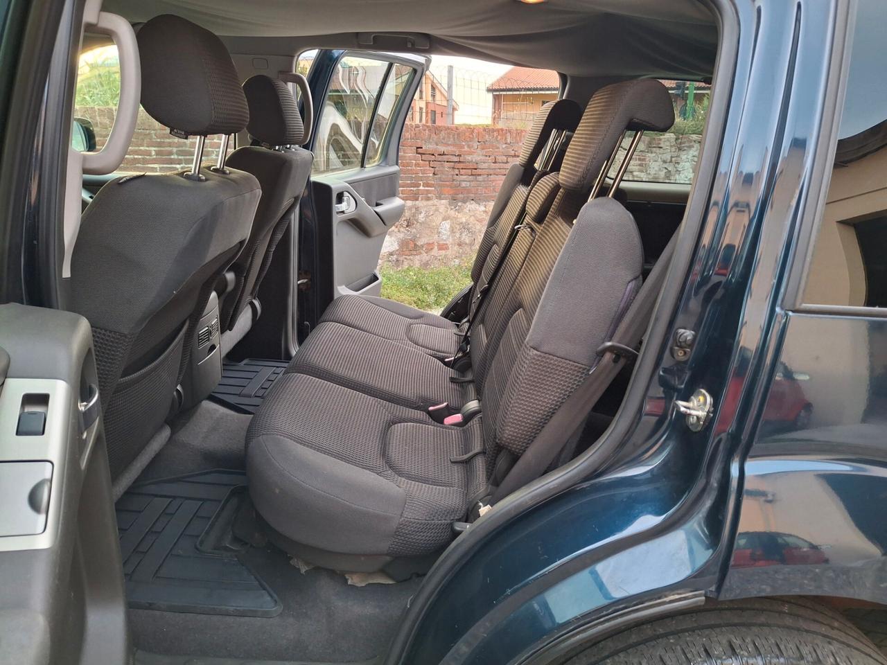 Nissan Pathfinder 2.5 dCi LE