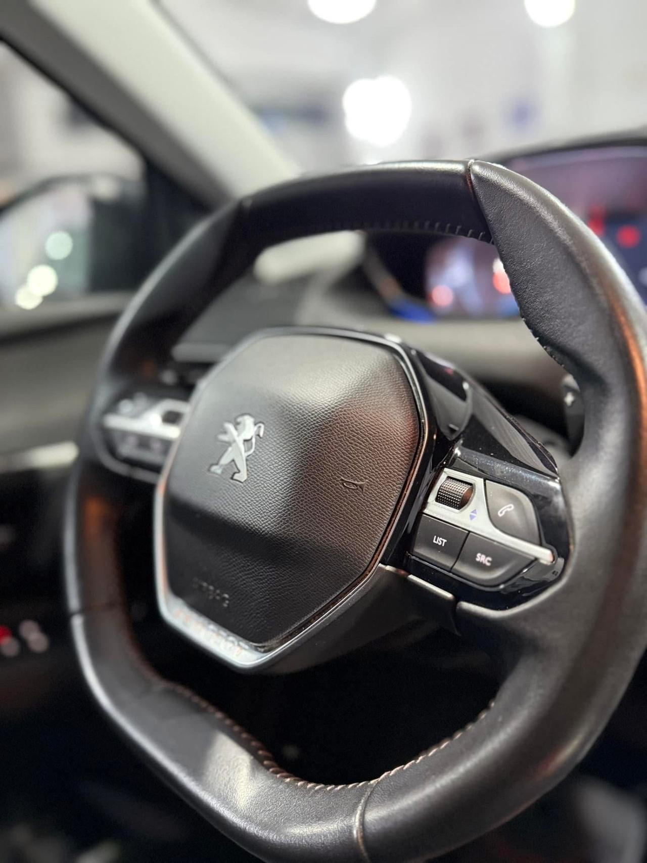 Peugeot 5008 Allure 1.5 BlueHDI 130cv 2021 7Posti