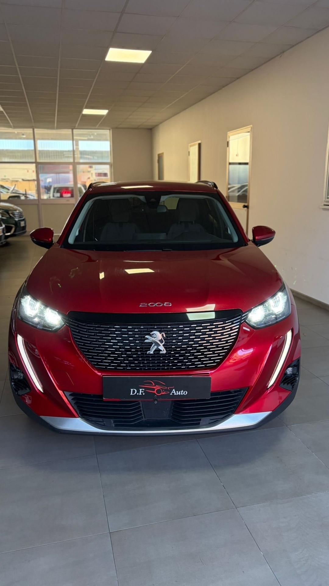 Peugeot 2008 BlueHDi 110 S&S Allure Pack