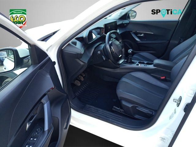 PEUGEOT 2008 PureTech 130 S&S Allure