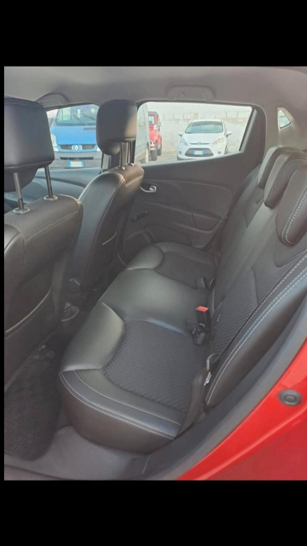 Renault Clio dCi 8V 75 CV 5 porte Duel
