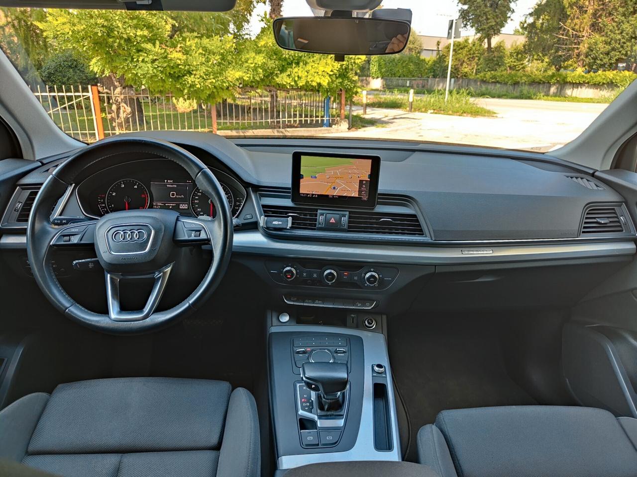 Audi Q5 2.0 TDI quattro S tronic Business