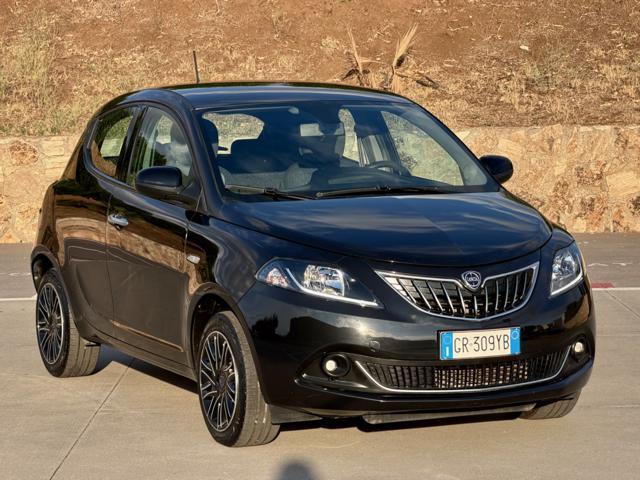 LANCIA Ypsilon GOLD+RETROCAMERA+NAVI CARPLAY+LED