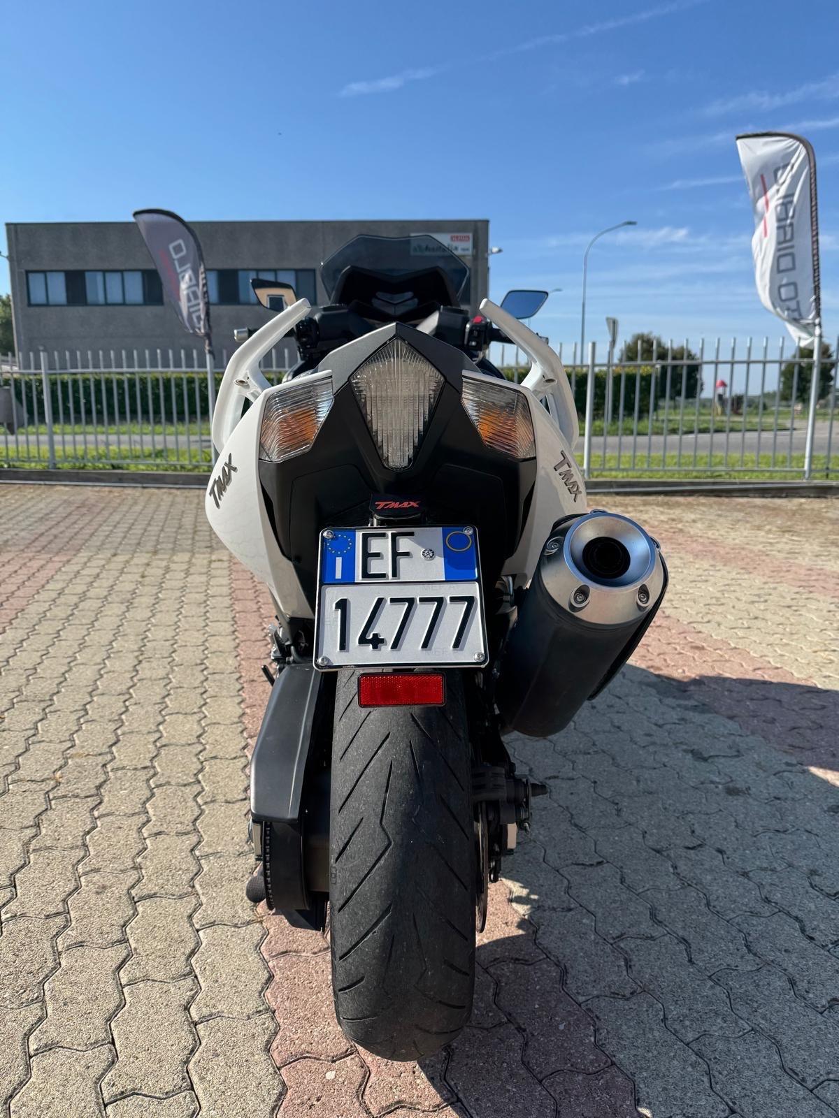 Yamaha TMAX 530