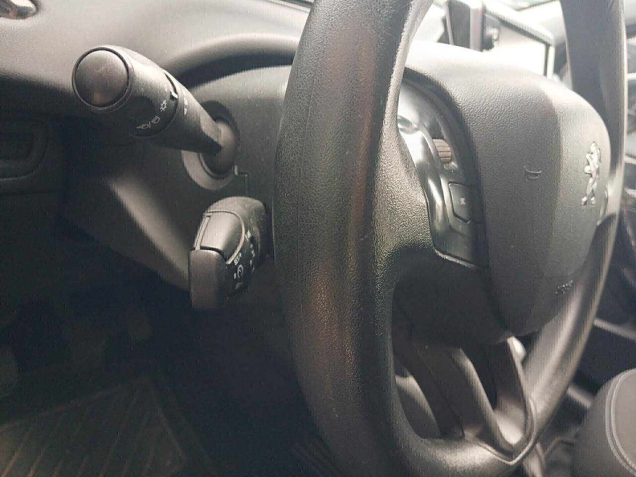 Peugeot 208 1.0 VTi 68 CV 5 porte Access