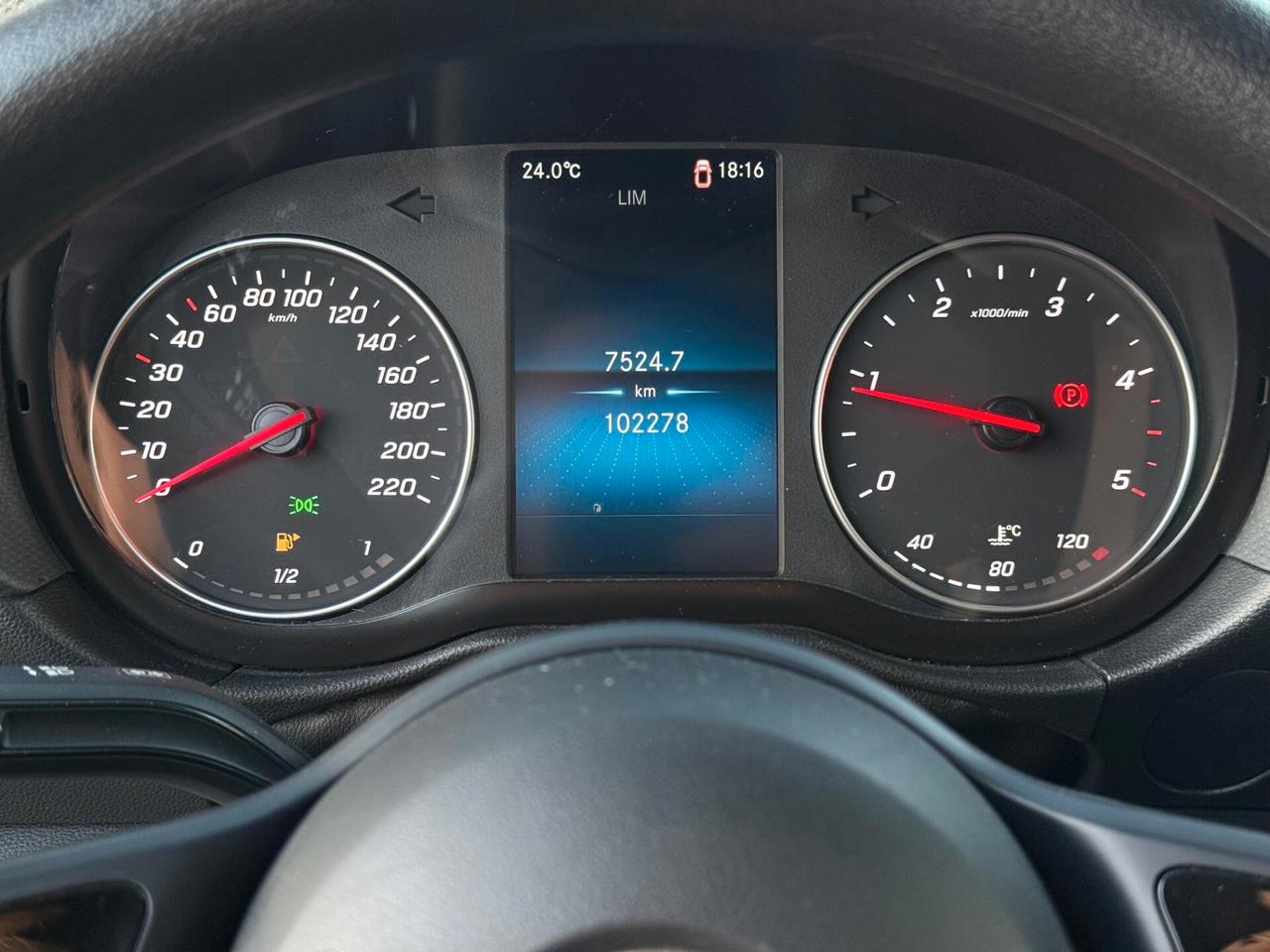 Mercedes Benz