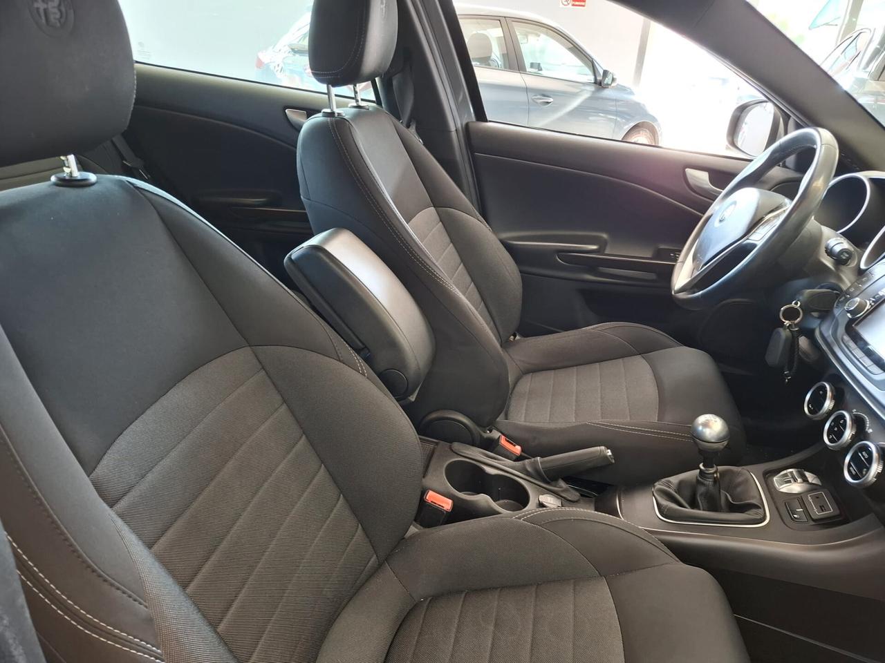 Alfa Romeo Giulietta Benz/Gpl Manuale