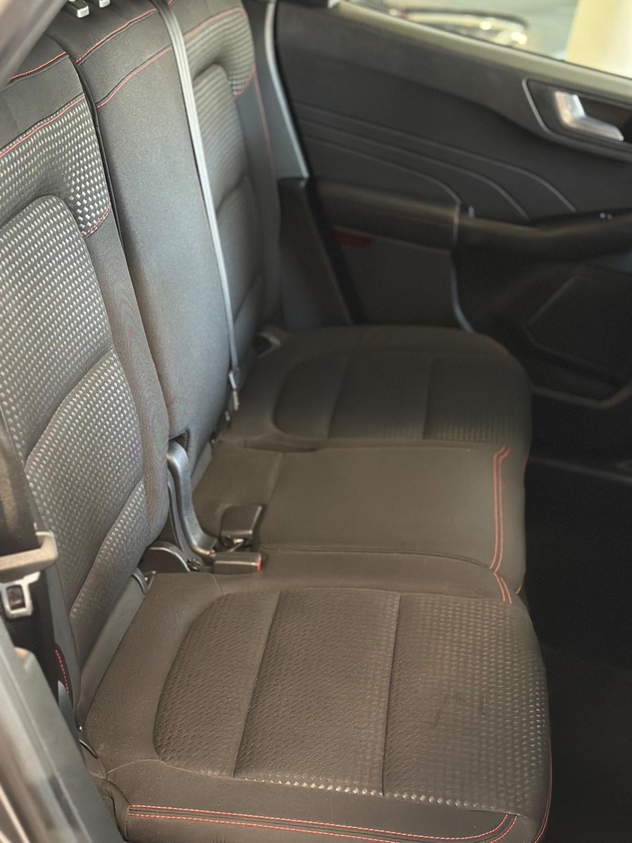 Ford Kuga 2.0 EcoBlue Hybrid 150 CV 2WD ST-Line