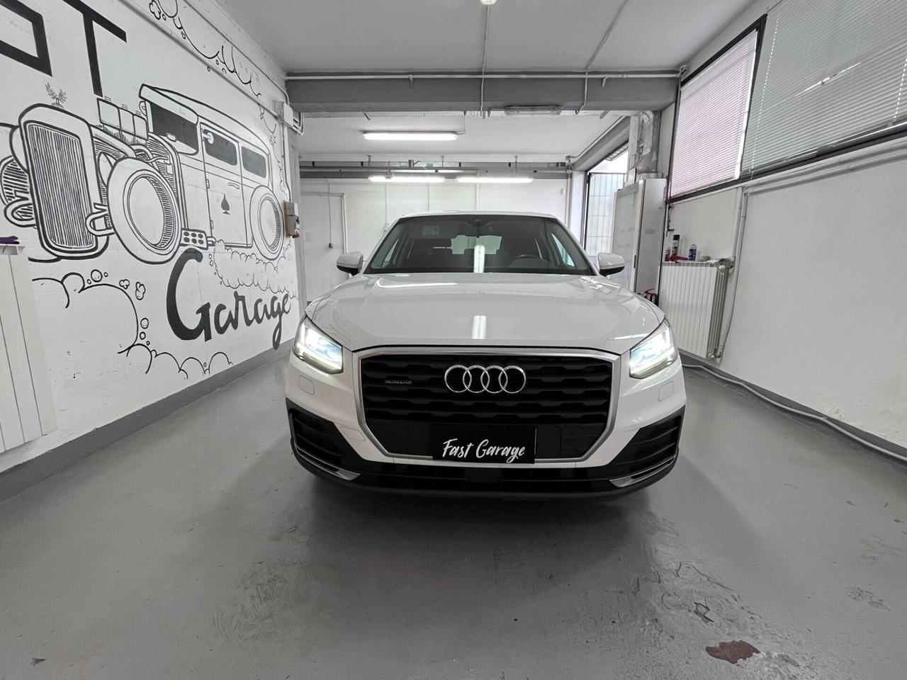 Audi Q2 2.0 TDI quattro S tronic Business 2017