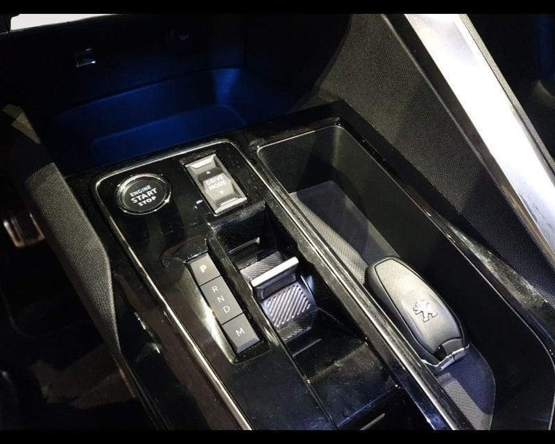 Peugeot 3008 2ª serie Hybrid 136 e-DCS 6 GT