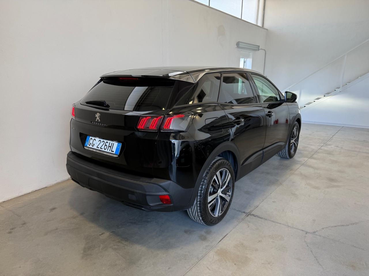 Peugeot 3008 BlueHDi 130 S&S EAT8 Allure