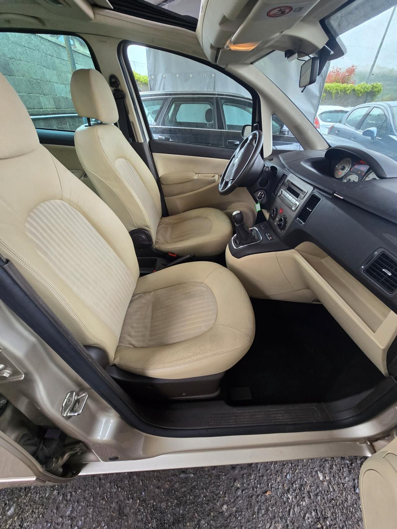Lancia MUSA 1.3 Multijet 16V 90 CV Platino Plus
