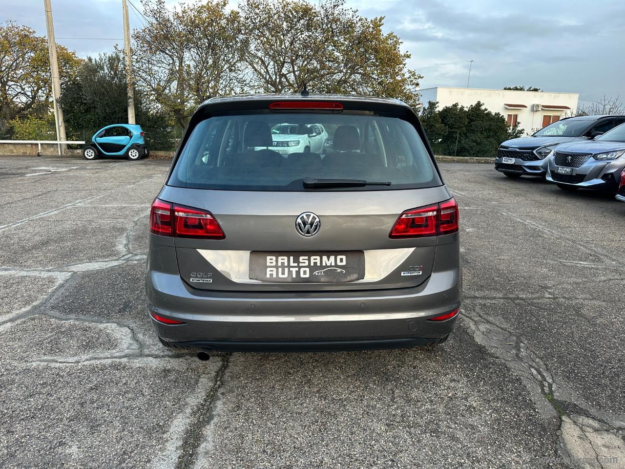 VOLKSWAGEN Golf Sportsvan 1.6 TDI DSG Highl.