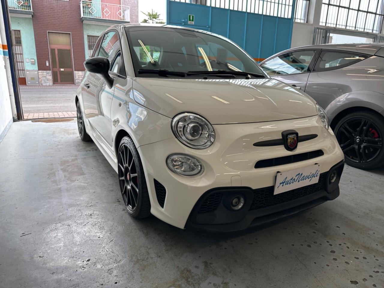 Abarth 595 1.4 Turbo T-Jet 180 CV Esseesse- Sabelt - Akrapovič
