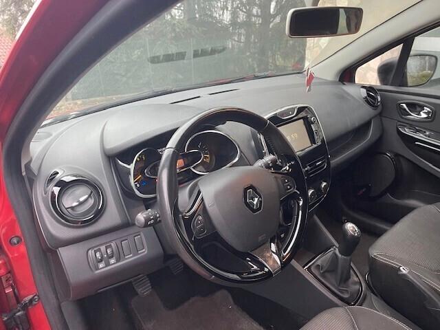 RENAULT CLIO 1.2 75CV LIVE+NAVI OK NEOPATENTATI