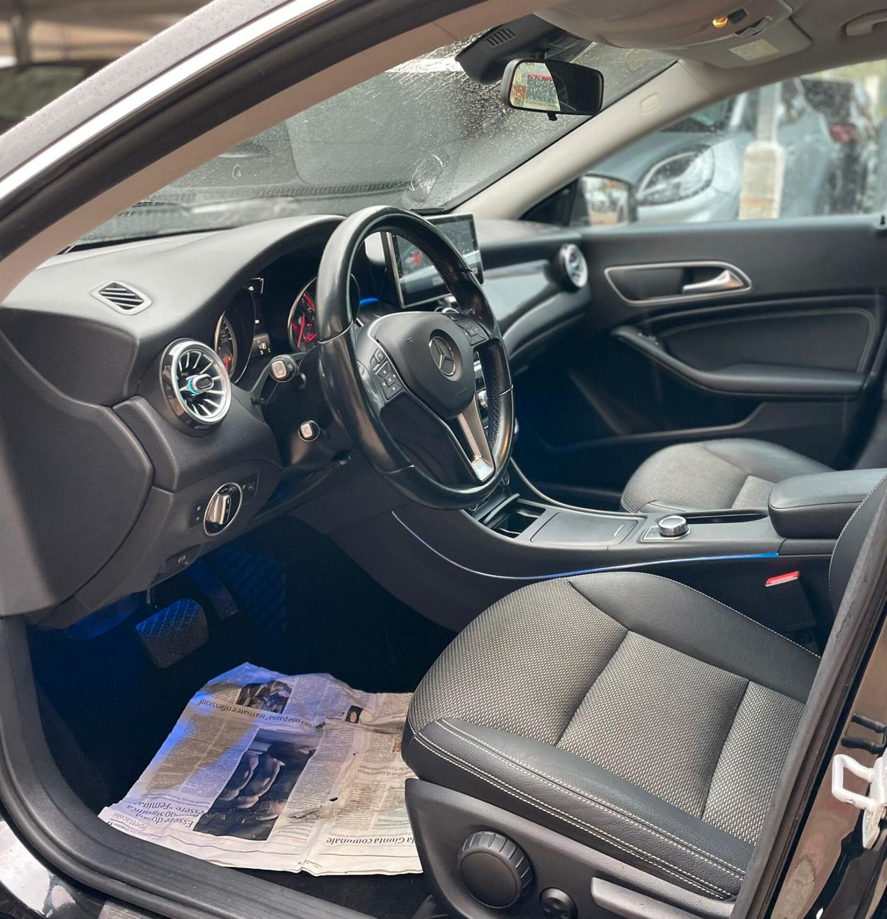 Mercedes-benz CLA200 AMG Premium