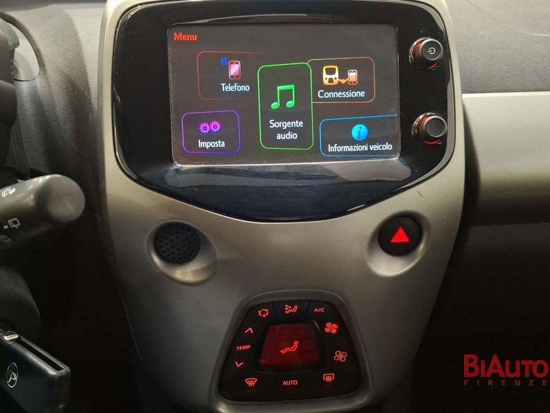 Toyota Aygo Aygo 5p 1.0 x-play my15