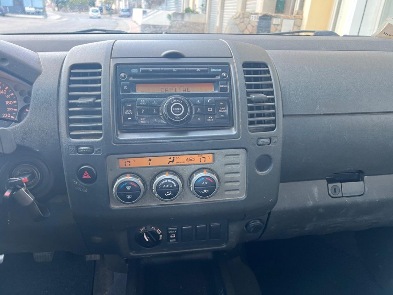 Nissan Navara 2.5 dCi 2 porte King Cab Sport