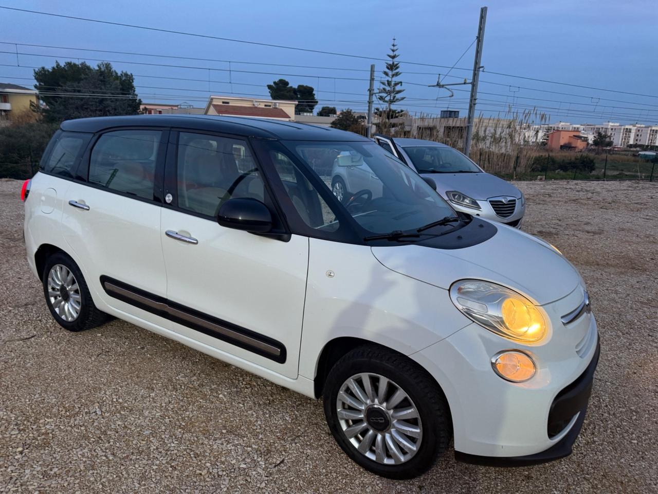 Fiat 500L 1.6 Multijet 120 CV LIVING 7 posti PERMUTE