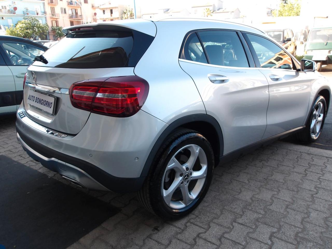 Mercedes GLA 200 d Premium auto