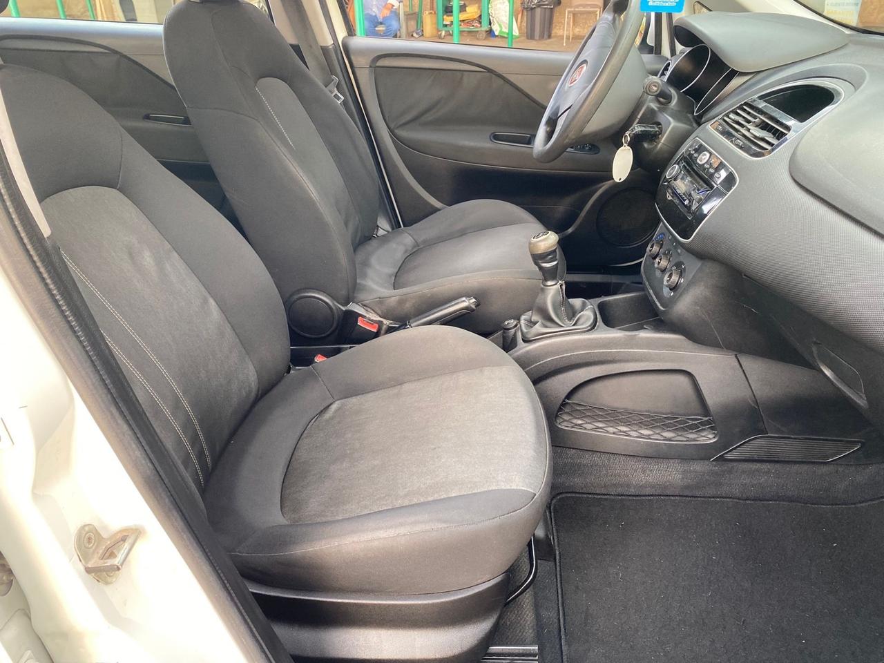 Fiat Punto 1.3 MJT II 75 CV 5 porte Young anno 2015