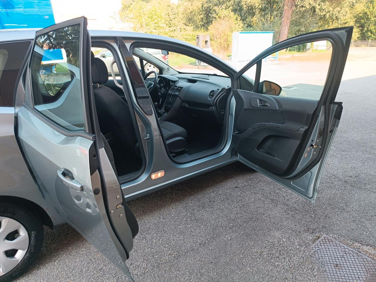 MERIVA 1400 BENZINA UNIPROPR OK NEOPATENTATI