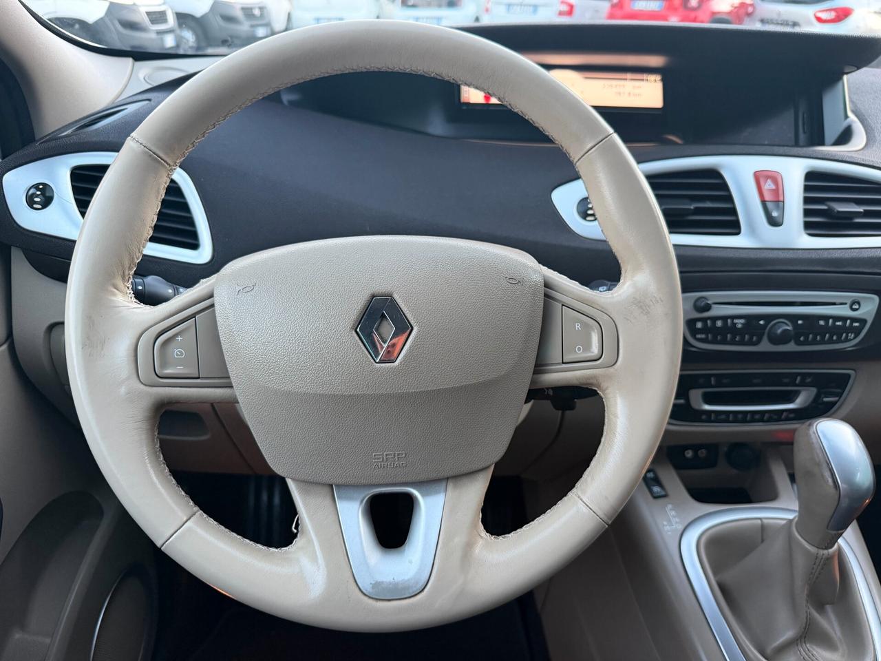 Scénic 2.0 dCi 150CV Proactive Luxe (automatica)