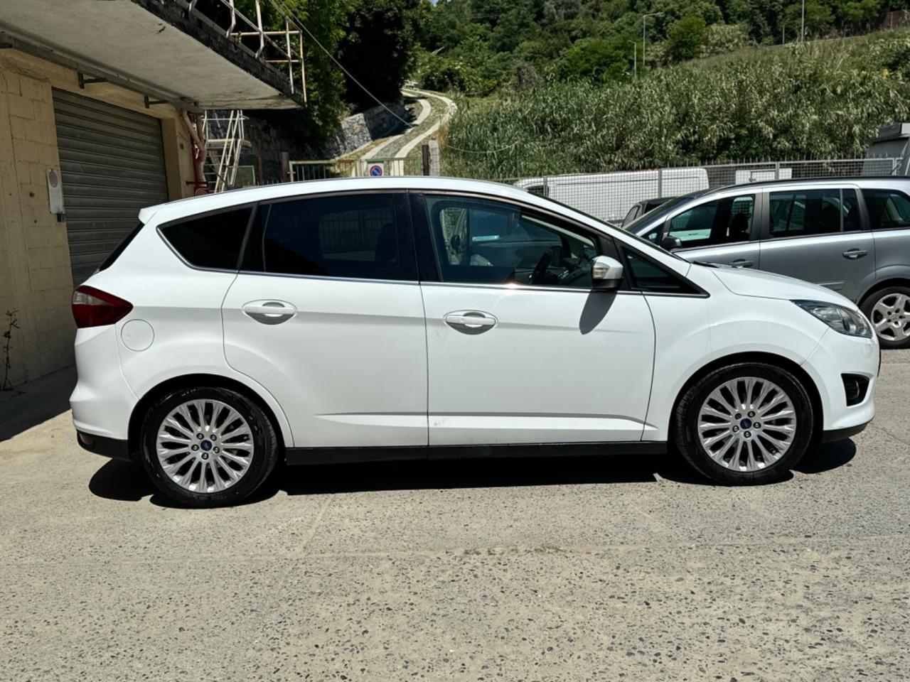 Ford C-Max 1.6 TDCi 115CV Titanium Business 2015