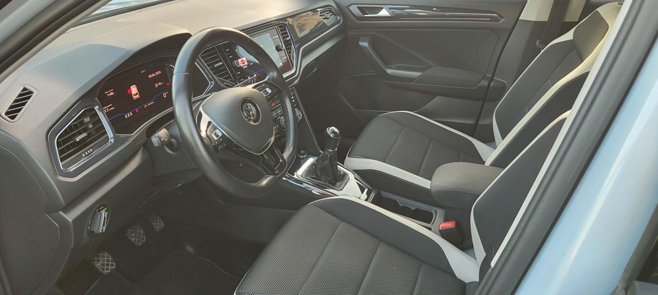 Volkswagen T-Roc T Roc 1.6 TDI Advance full optional