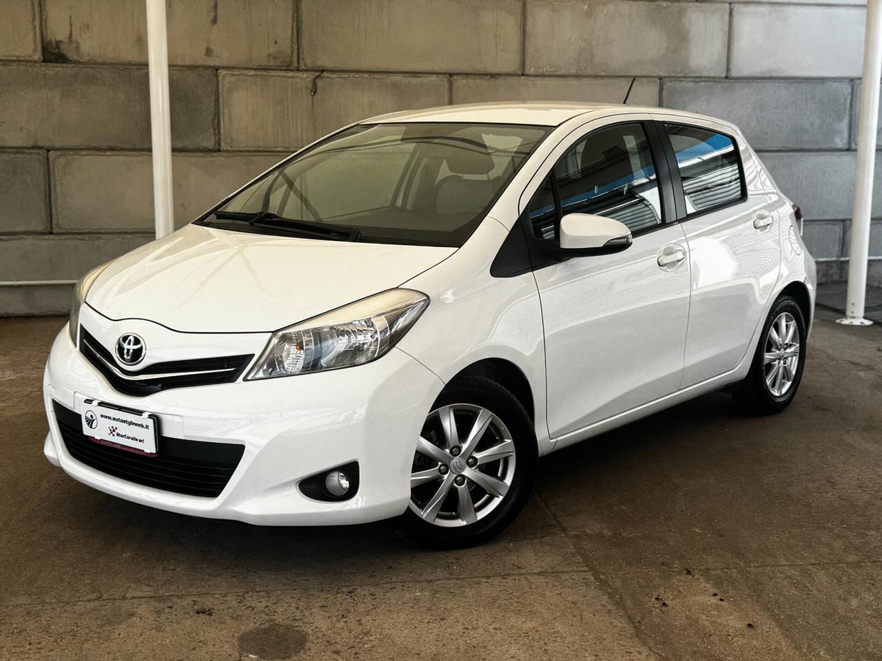 Toyota Yaris 1.0 5 porte Active 70 cv